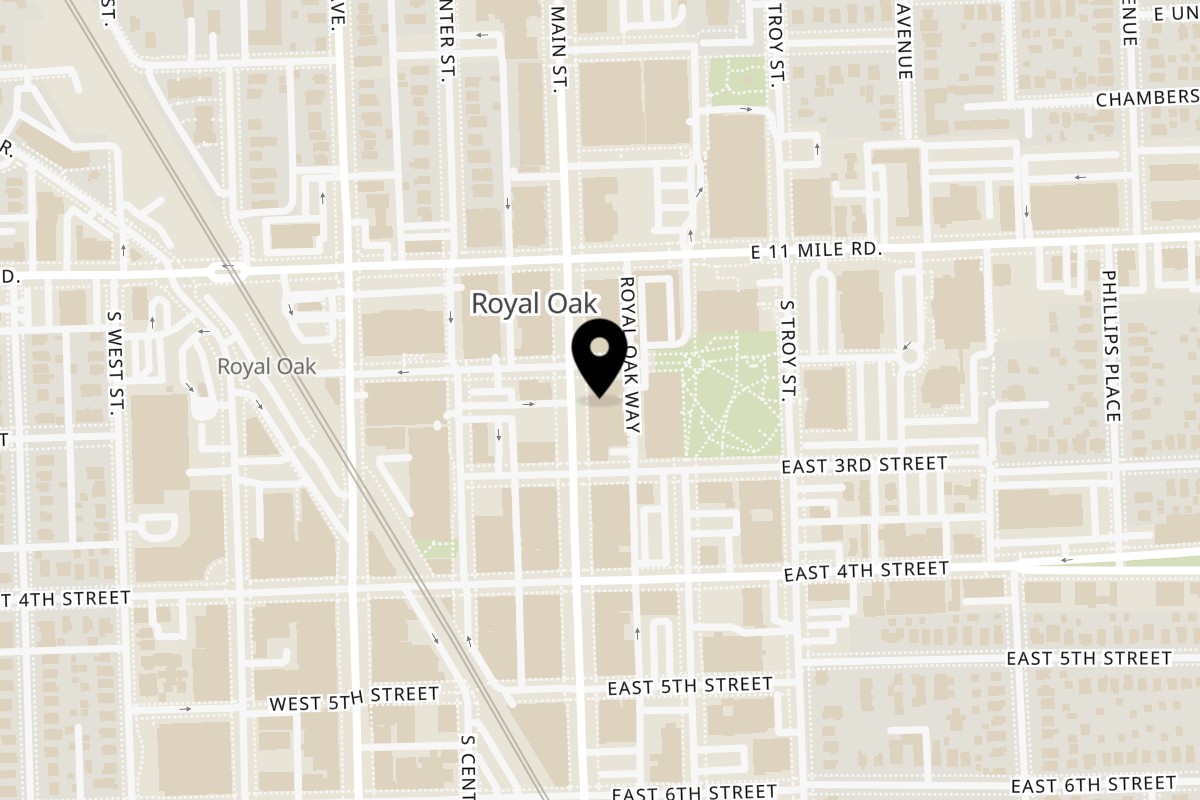 Map showing the location of Comet Burgers on 207 S Main St in Royal Oak